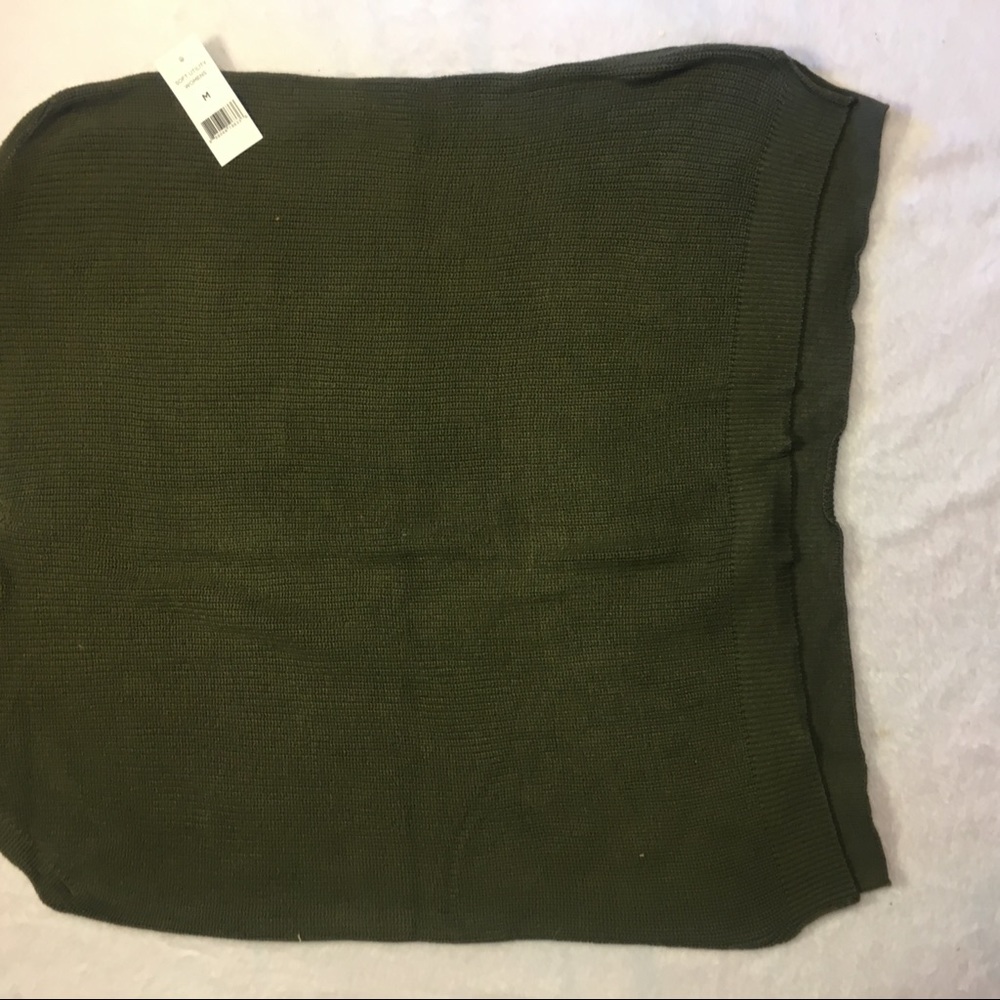 Soft Utility Sweater Vest Womens M Olive Green NEW V-Neck Ribbed Knit Sleeveless - Picture 2 of 4